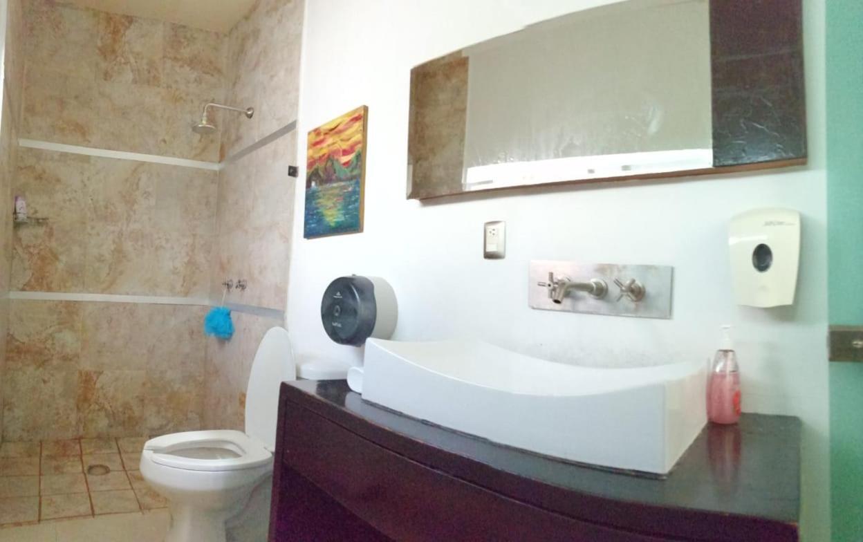 غوادالاجارا Pule Pule Hostal Boutique المظهر الخارجي الصورة
